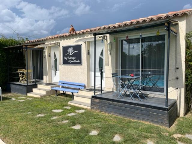 Hotel Chez Frederique Et Jean-Claude Les Taillades Zewnętrze zdjęcie