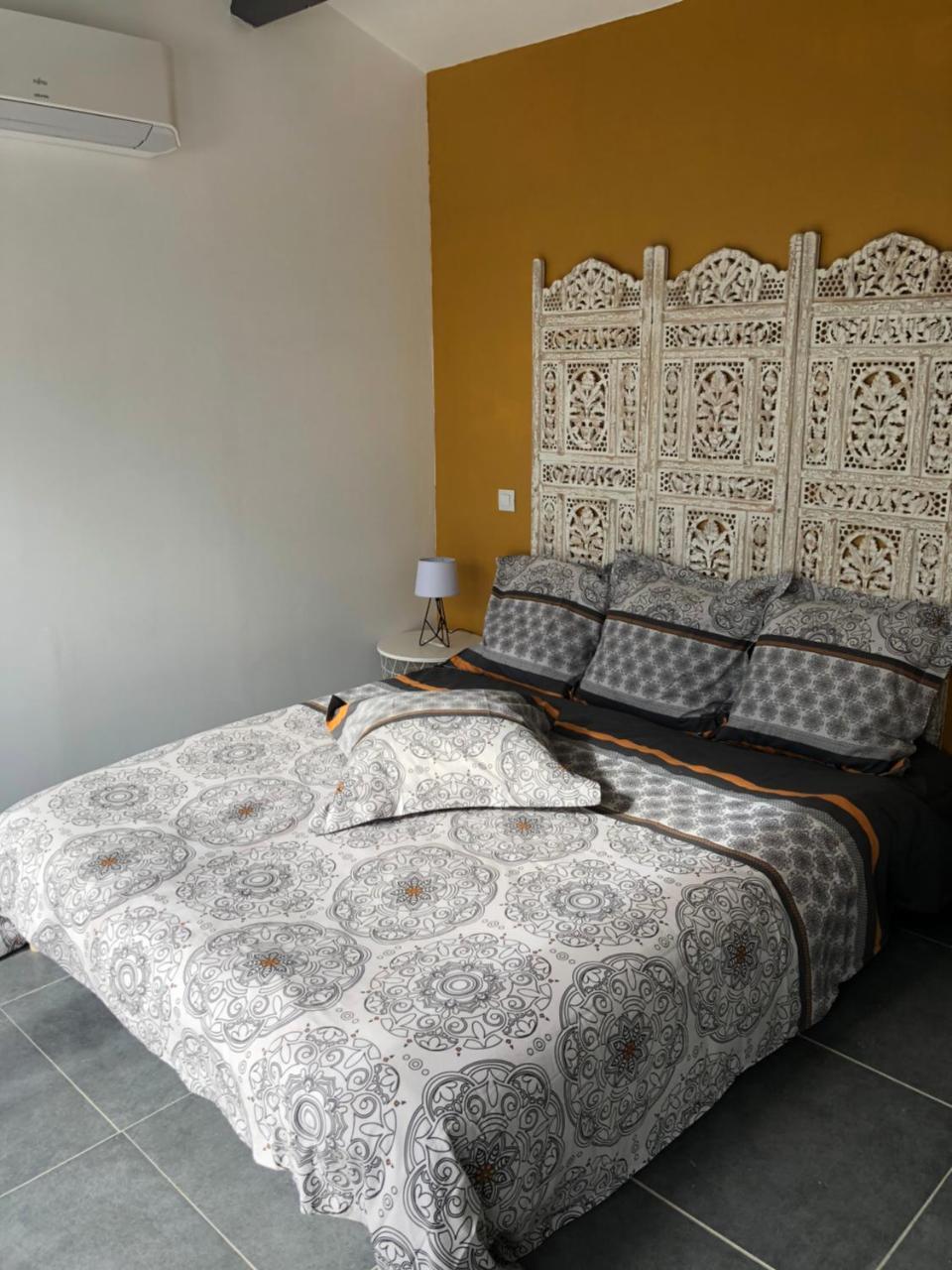 Hotel Chez Frederique Et Jean-Claude Les Taillades Zewnętrze zdjęcie