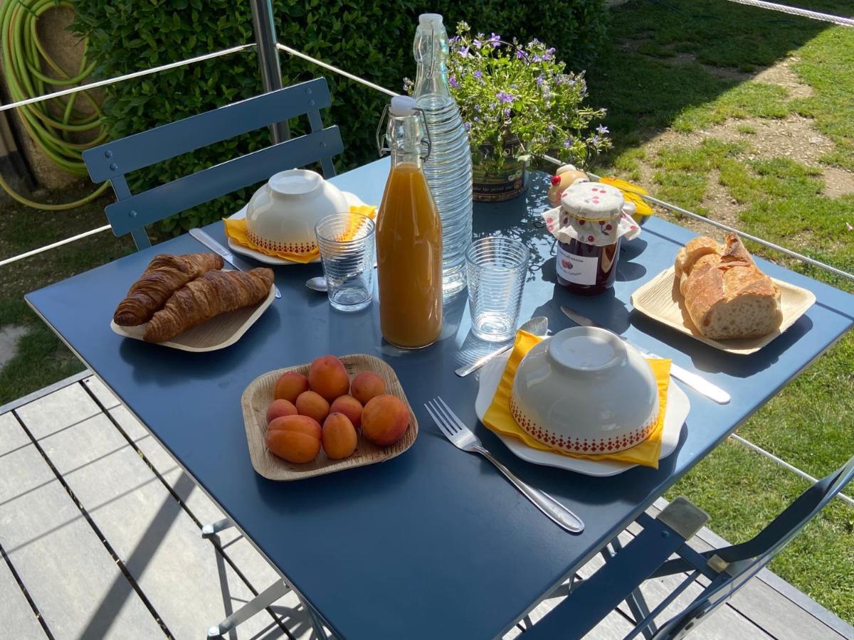 Hotel Chez Frederique Et Jean-Claude Les Taillades Zewnętrze zdjęcie